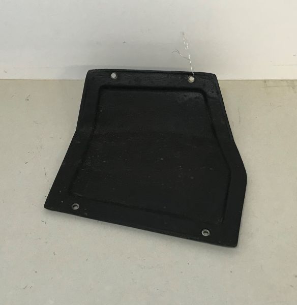 Cover in rear Wheelhouse - right / Verkleidung in Radkasten hinten - rechts