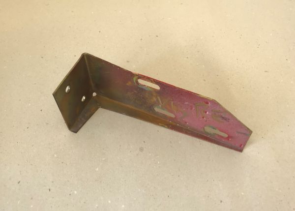 Front Bumper Bracket - right / Stoßstangenhalter - rechts