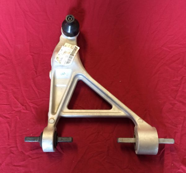 Front Lower Lever - right / Dreieckslenker vorne unten - rechts