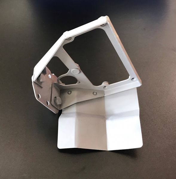 Ignition Coil Bracket - left / Halter für Zündspule - links
