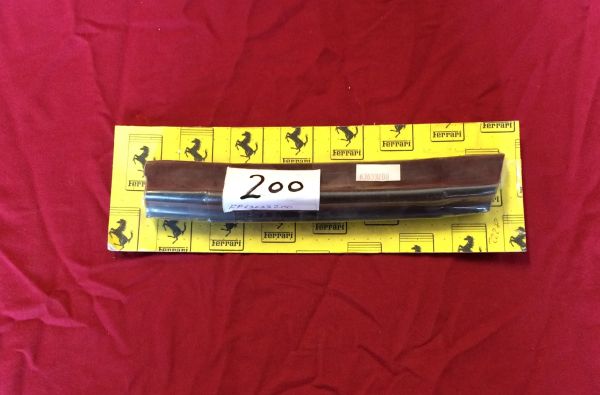Central Gasket for Targa Roof - left / Dichtung Targa Dach - mitte links