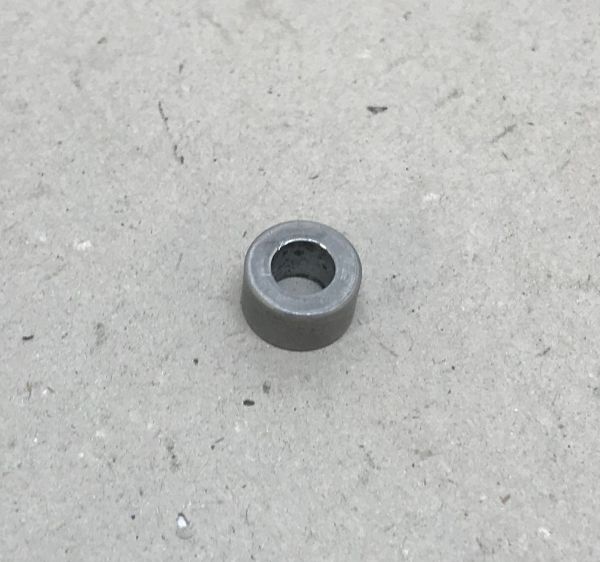 Spacer at Anti Skid System / Distanzstück an ABS-System