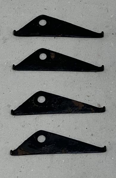 Set of Brake Anti-Rattle Retainers / Satz Halter für Federn