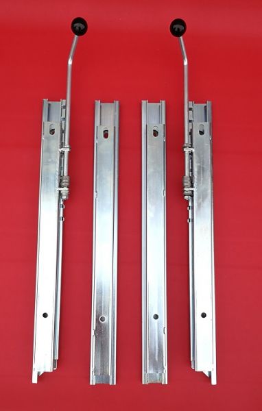 Alfa Romeo Giulietta Spider - Set of Seat Rails / Satz Sitzschienen
