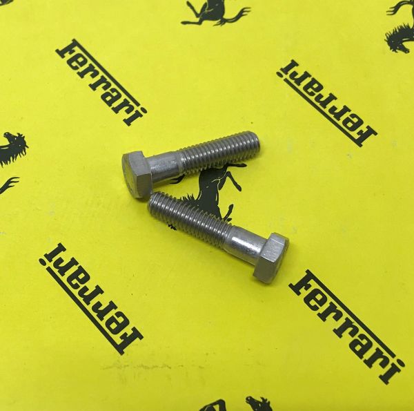 Screw / Schraube