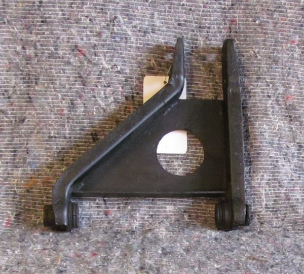 Front upper Triangle - right / Dreieckslenker vorn oben - rechts
