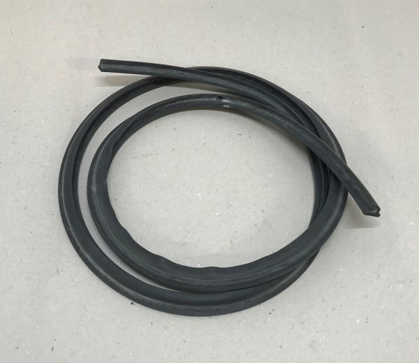 Upper Seal at Door - Set / Satz obere Türdichtungen