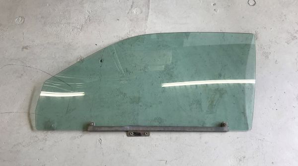 Door Glass - left / Türscheibe - links