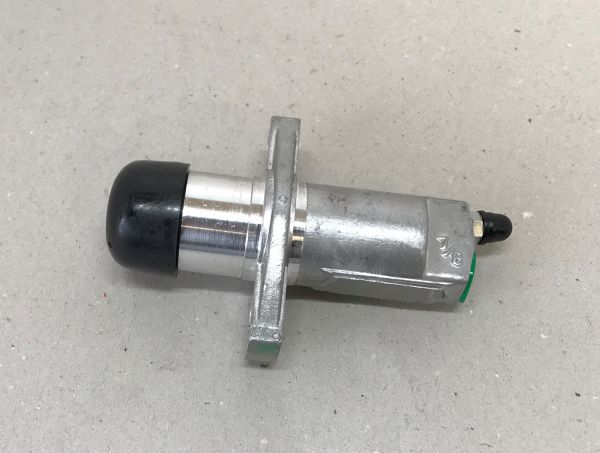 Clutch Slave Cylinder / Kupplungsnehmer Zylinder