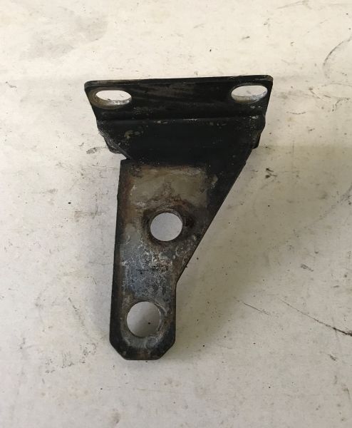 Bumper Bracket - right / Stoßstangen Halter - rechts