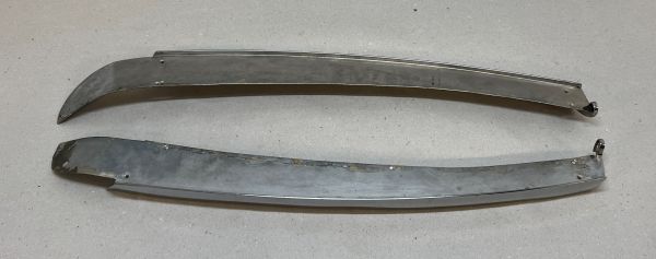 Maserati - Chrome Trim (Pair) / Chrom Leisten (Paar)