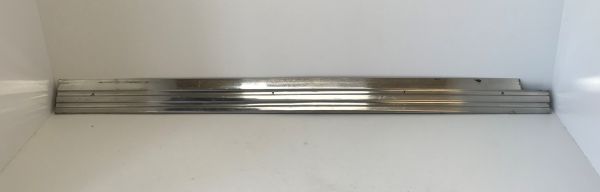 Chrome Cover on Sill - right / Schwellerleiste Chrom - rechts