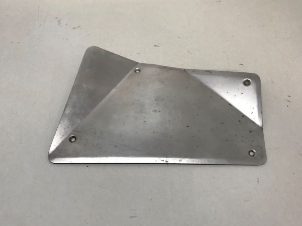 Cover in Footwell - right / Abdeckung im Fußraum - rechts