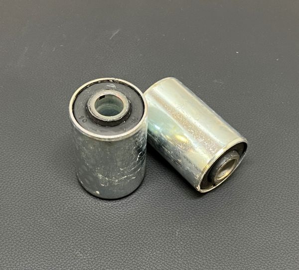 Shackle Silentbloc Bush / Buchse für Blattfeder
