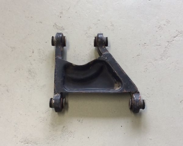 Rear Upper Lever - left / Hinterer Lenker oben - links
