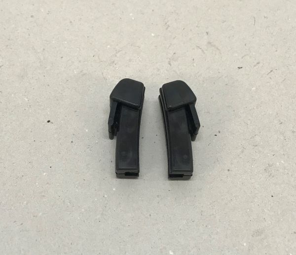 Pair of Window Rubbers at upper Doorend / Paar Kurbelfenster Dichtungen - Abschluss oben