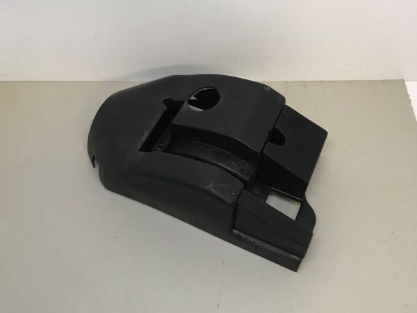 Cover below Steering Column / Verkleidung unterhalb Lenksäule