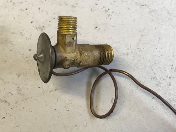 Expansion Valve / Steuerungsventil