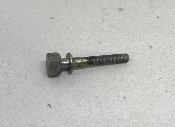 Screw / Schraube