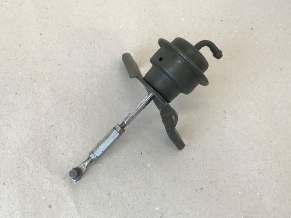 Turbo Charger Pressure Unit / Turbolader Druckregler