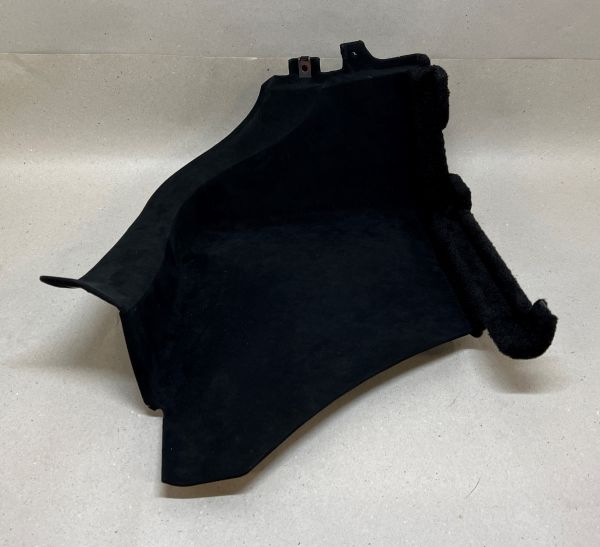 Ferrari 812 GTS - RH Rear Luggage Compartment Cover / Kofferraum Verkleidung rechts