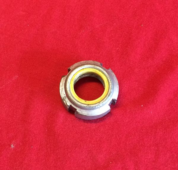 Ring Nut for Steering / Spezialmutter für Lenkung