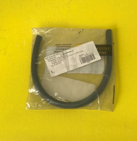 Rubber Hose for Exhaust Valve / Unterdruckschlauch Auspufklappensteuerung