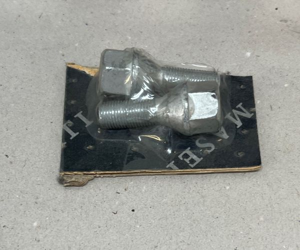 Wheel Bolt / Radschraube