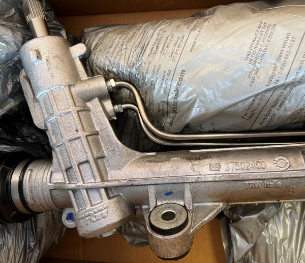 Maserati Quattroporte V M139 - Powersteering Rack / Servolenkgetriebe