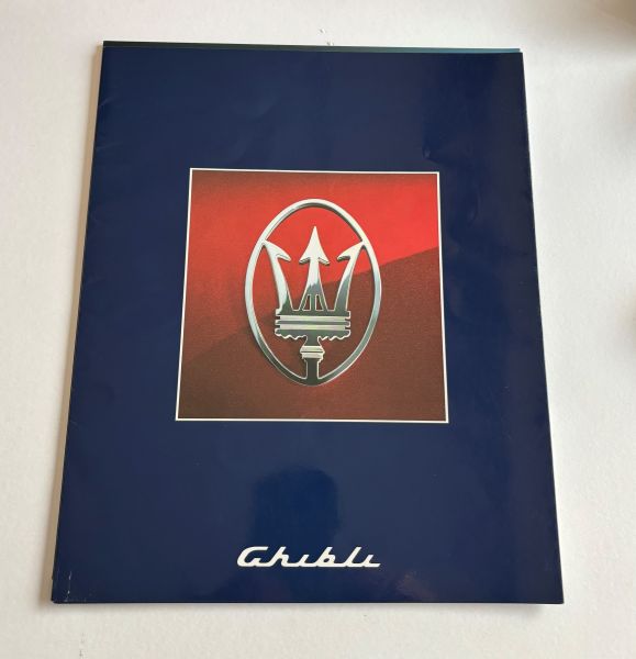 Maserati Ghibli - Brochure / Prospekt