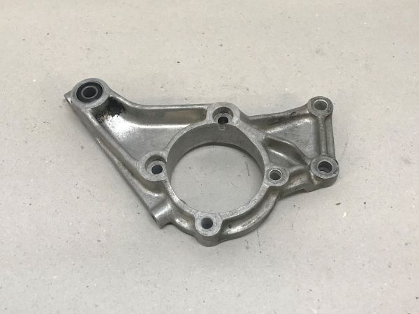 Bracket for Servo Pump / Halter für Servopumpe