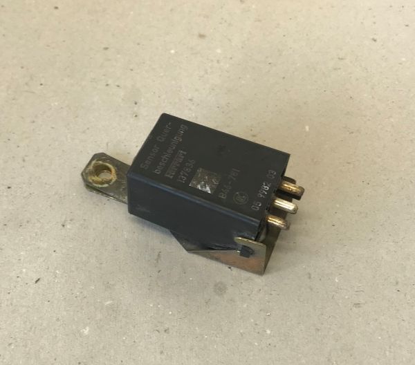 Acceleration Sensor / Beschleunigungssensor