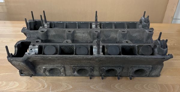 Maserati Indy - Cylinder Head LH / Zylinderkopf links