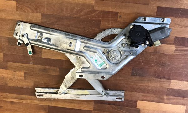 Glass Lifting Device incl. Motor - right / Fensterheber mit Motor - rechts