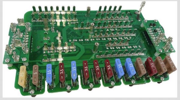 Maserati Biturbo - Fusebox Replacement / Sicherungskasten Ersatz