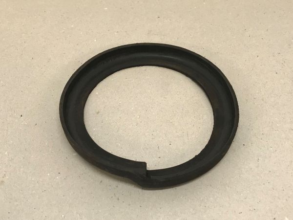 Lower Rubber for front Shock Absorber / Untere Unterlage für Stoßdämpfer vorne