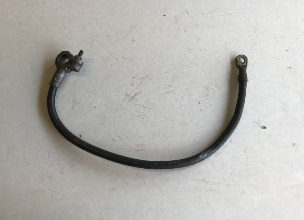 Cable to Battery (-) / Kabel zur Batterie (-)