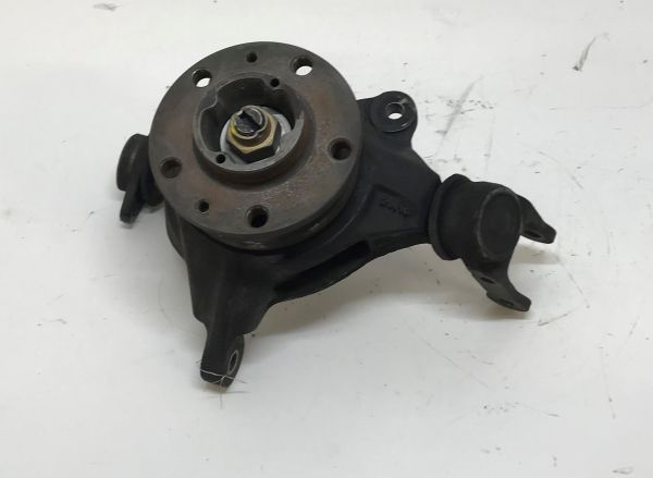 Front left Wheel Hub with Bearing / Radträger vorn links mit Radlager