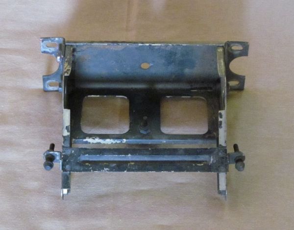 Headlight Support / Grundrahmen Klappscheinwerfer