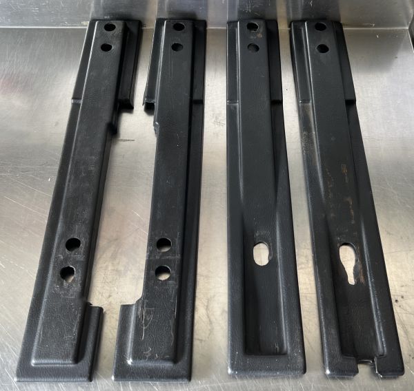 Ferrari 400 - Set of 4 Seat Runner Covers / Satz (4) Abdeckungen für Sitzschienen