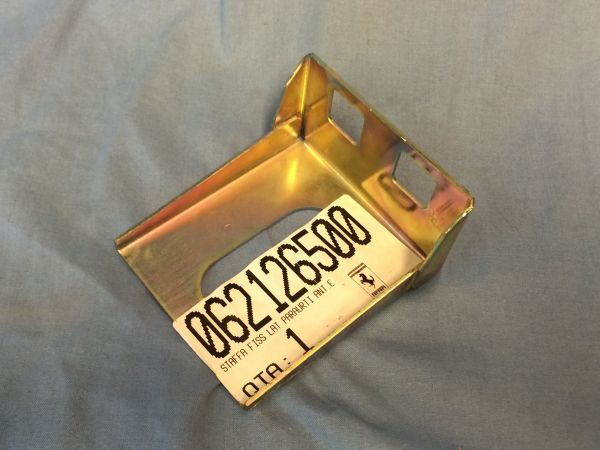 Bumper Bracket / Stoßstangen Halter