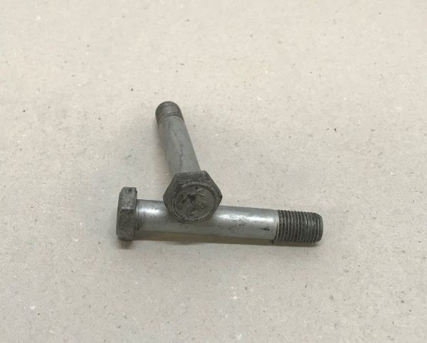Screw / Schraube