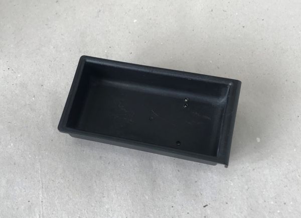 Tray at Center Console / Ablage in Mittelkonsole