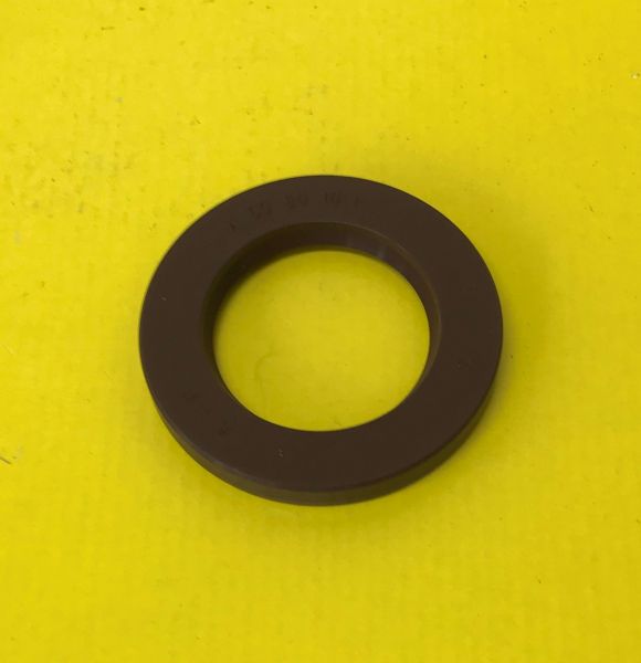 Pinion Oil Seal Differential / Wellendichtring Differenzial