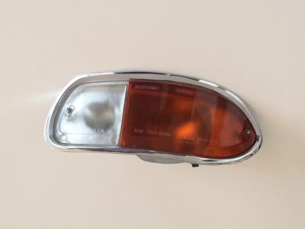 Front Indicator - left - white + amber lens / Blinker vorne - links - weisses und oranges Glas
