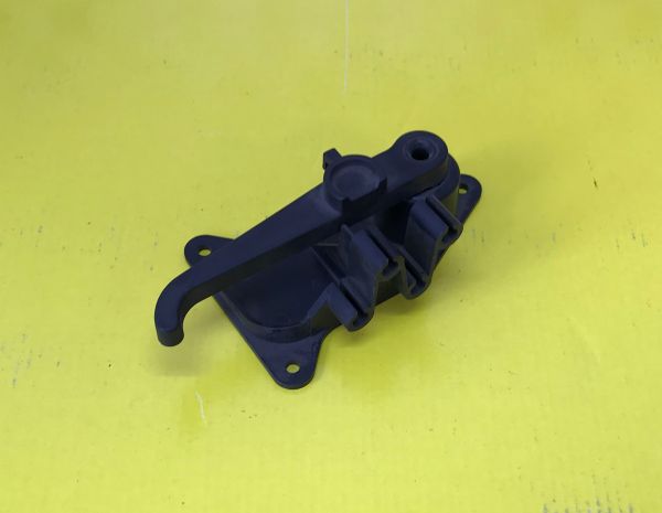 Front Hood Release Handle / Haubenentriegelungs-Hebel vorne