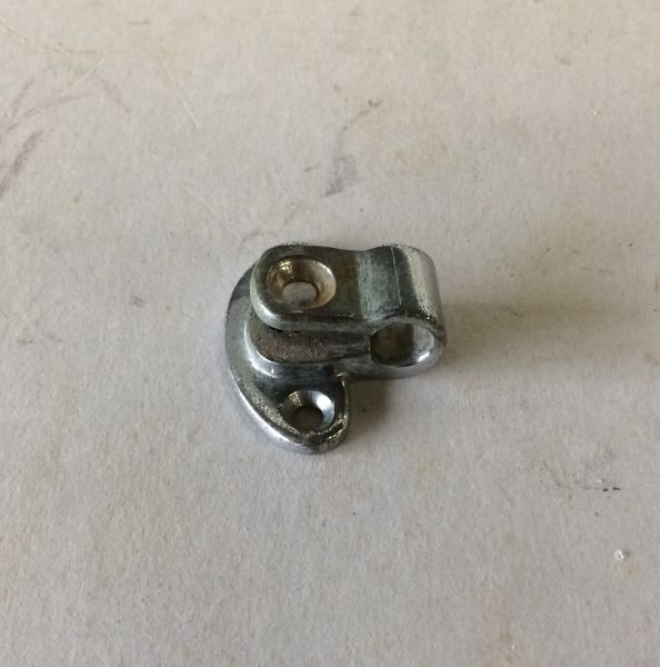 Center Bracket for Sunvisor / Mittlerer Halter für Sonnenblende