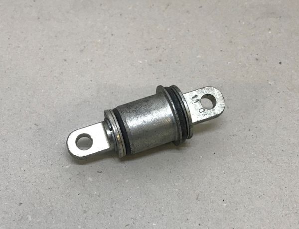 Upper Flanblock Wishbone / Obere Querlenkerbuchse