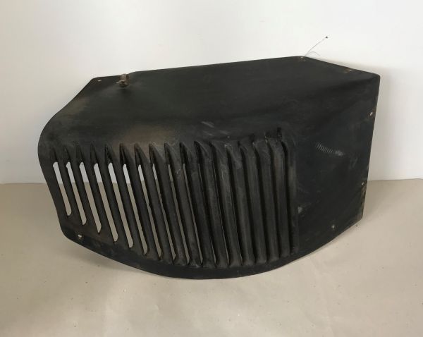 Rear Wheelhouse - front left / Radkasten hinten - vorne links