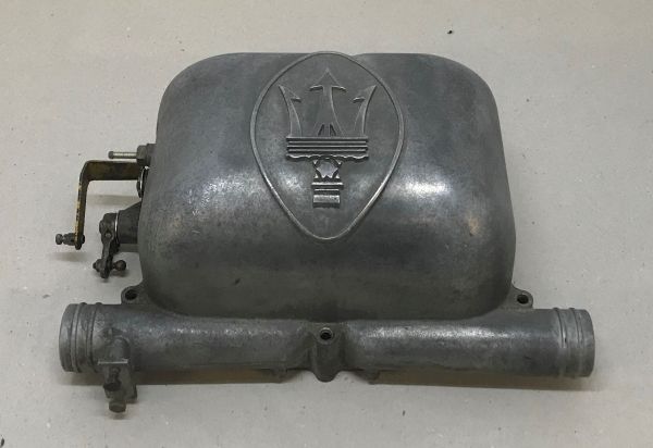 Caburetor Cover / Vergaser Abdeckung